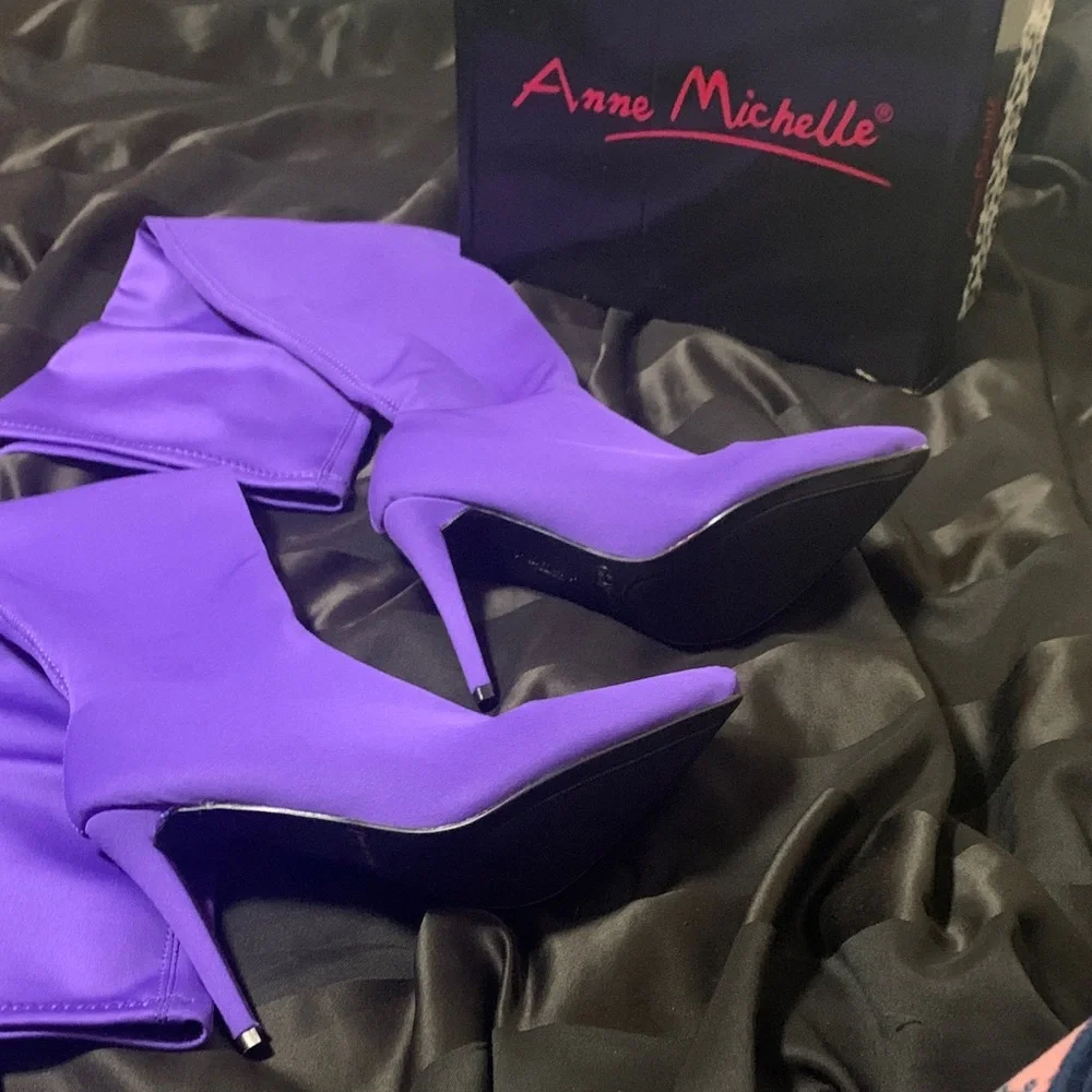 Anne Michelle Vibrant Purple Heeled Boots - Picture 2 of 3